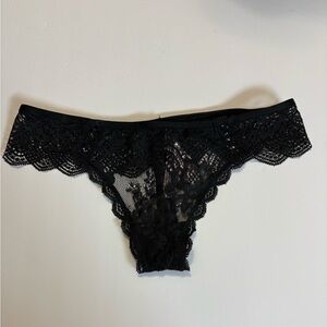 NWT Victoria's Secret Black Lace thong Panties S